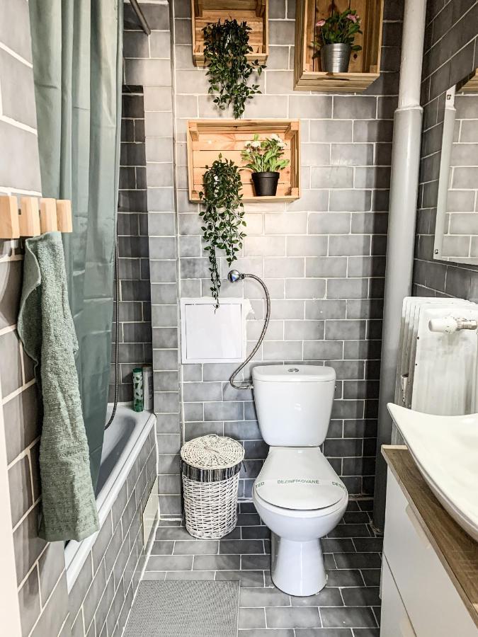 Charming Apartment In Paradise Called Bratislava Eksteriør bilde